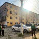 Instituições cadastram moradores do conjunto habitacional do INSS em Fortaleza (CE)