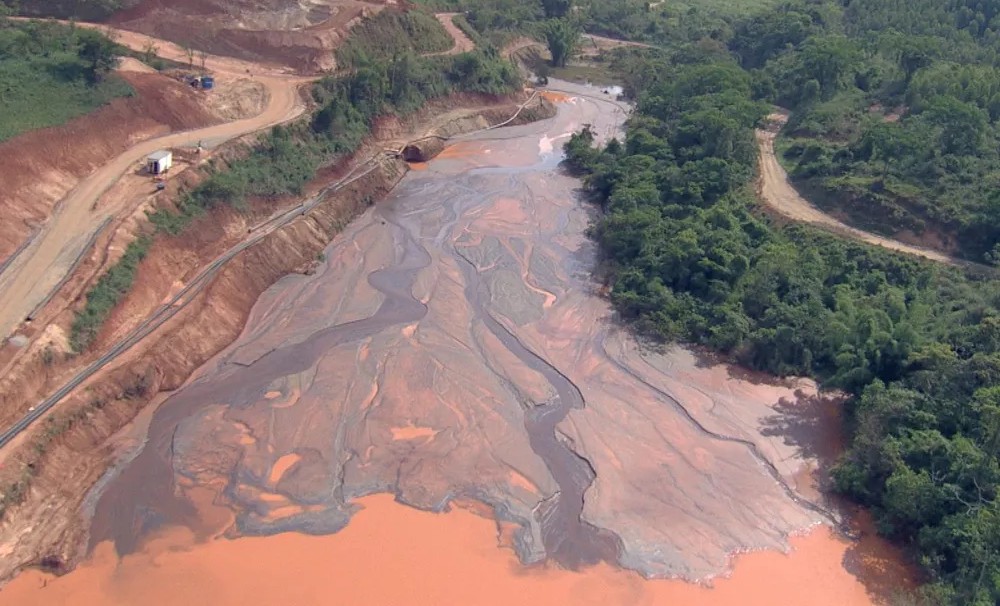 DPU participa de reunião pública do Ibama sobre rejeitos depositados na UHE Candonga 